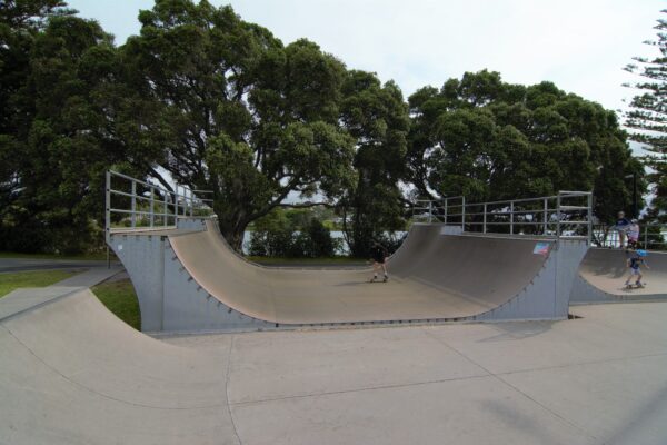 orewa_skatepark_214D_hibiscus_coast_highway_orewa_auckland_0931_skate_finder_nz_1