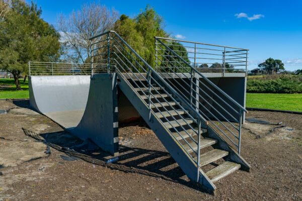 Bromley_Mini_Skate_Ramp_christchurch_skate_parks_skatefinder_small_216-min