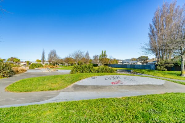 Wainoni_Park_christchurch_skate_parks_skatefinder_small_259-min